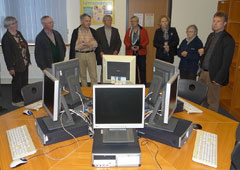 Besichtigung der Gesamtschule Battenberg am 02.04.14- rechts im Bild : Schulleiter Reinhold Gaß